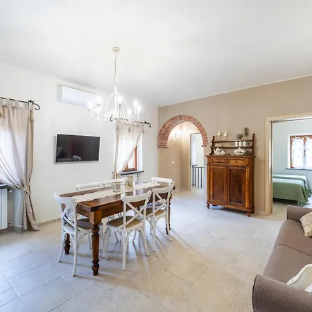 Lajatico -grotticella House, In Διαμέρισμα