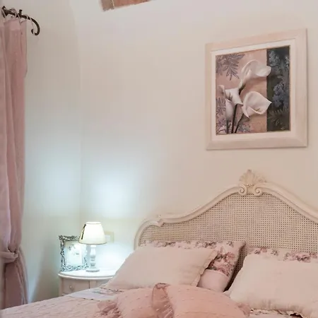 Διαμέρισμα Lajatico -grotticella House, In